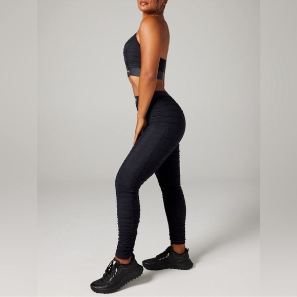 Savage X Fenty Black Ruche Hour High-Wasted Mesh Legging Pant Size Small Nwt - Picture 3 of 8